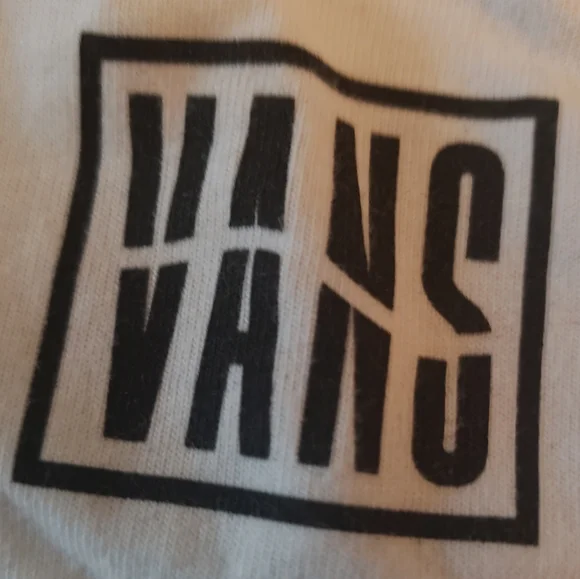 NWOT Women's Vans T-shirt - Picture 3 of 6